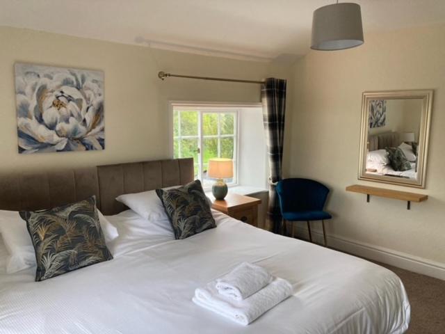 Sutton Hall Resort Thirsk Zimmer foto